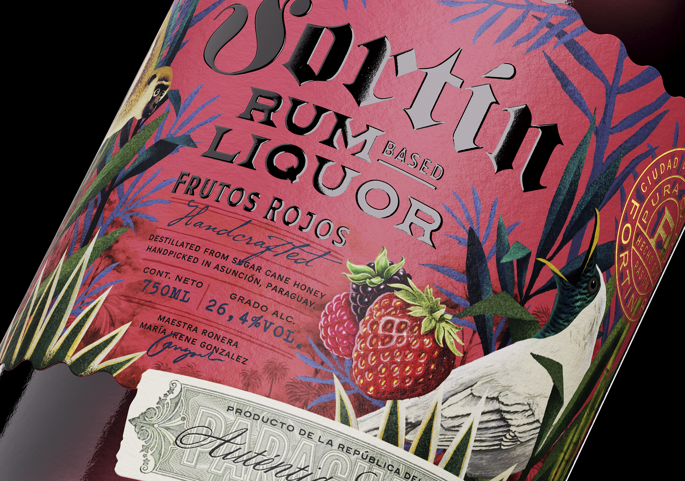 Close-up of Fortín Frutos Rojos rum liqueur packaging with botanical illustrations and premium label textures.